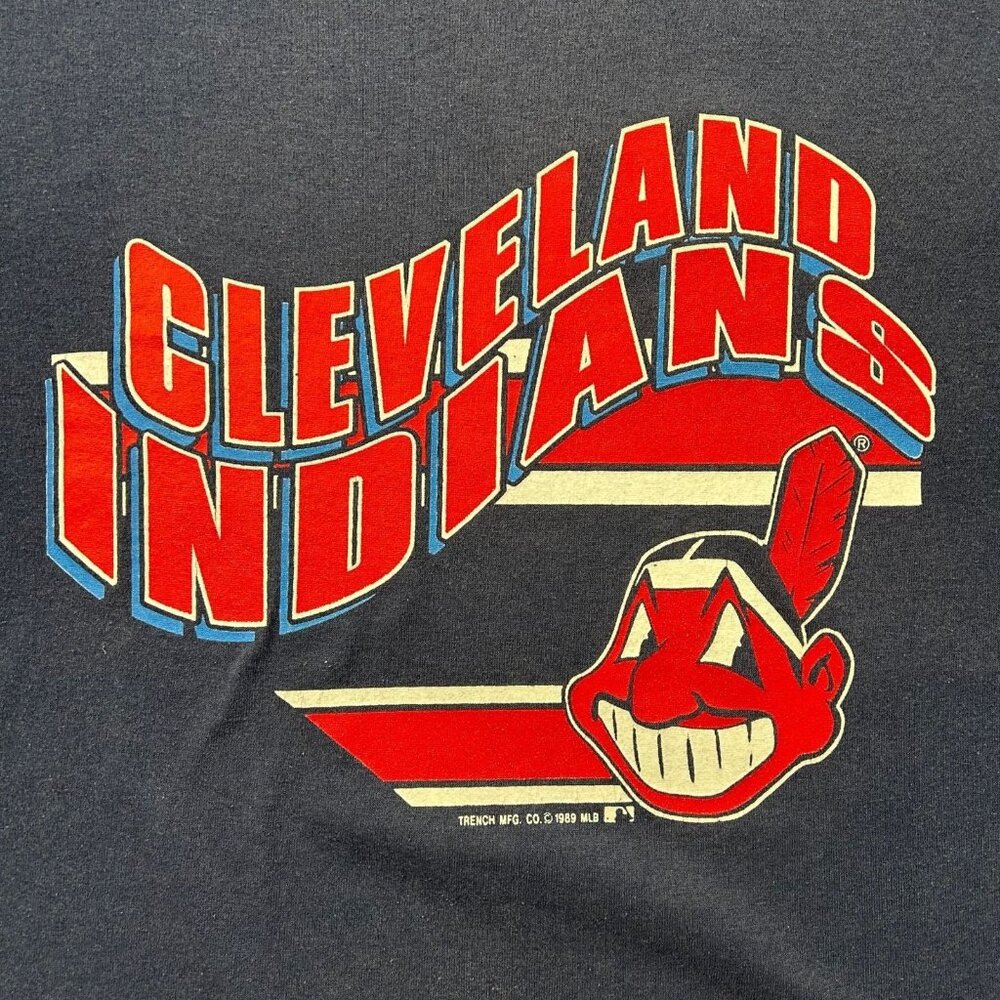 90s Vintage Cleveland Indians Graphic Tee Mens Large Wahoo Made in USA - Picture 2 of 9